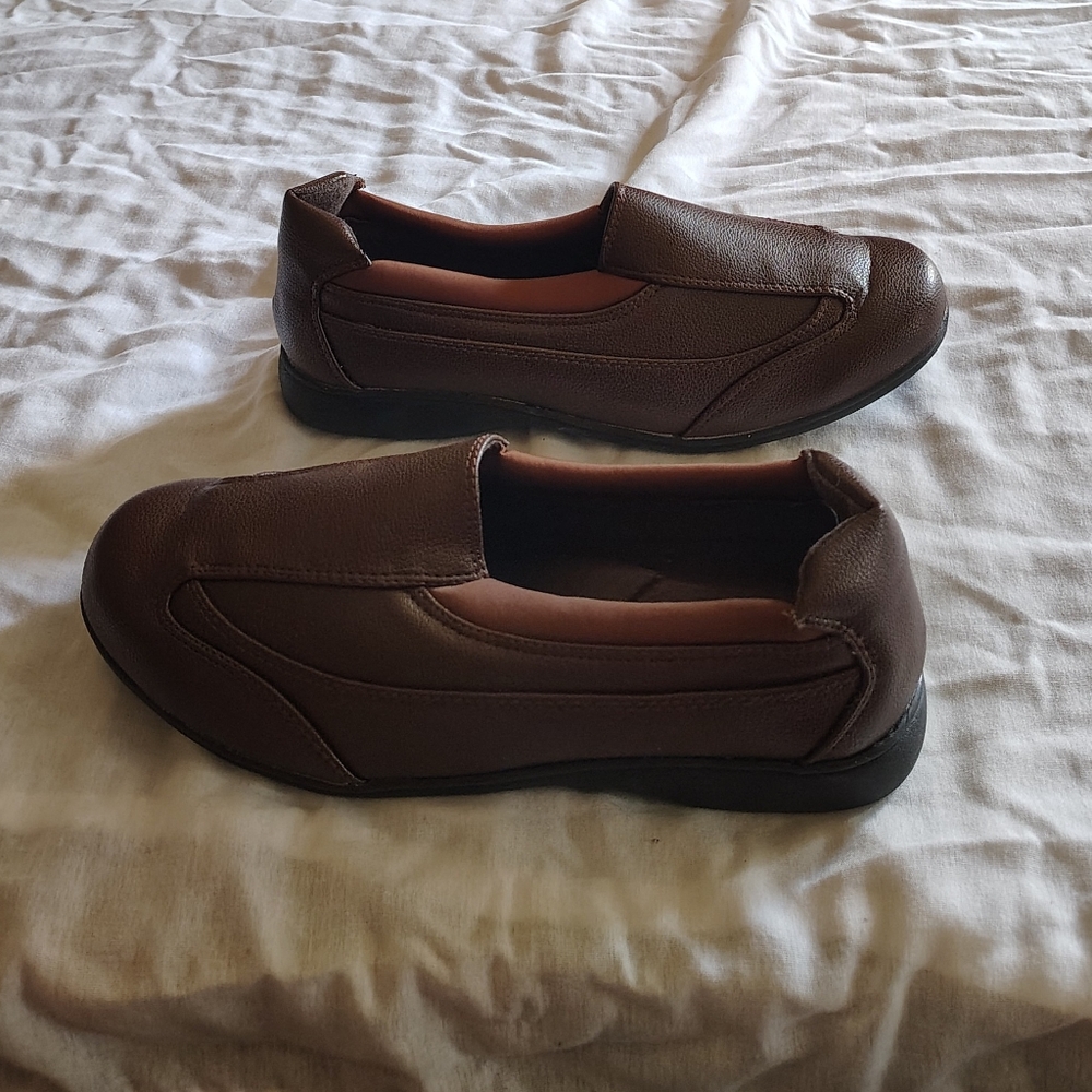Men's Size 11 Brown Slip-On Driving Shoes